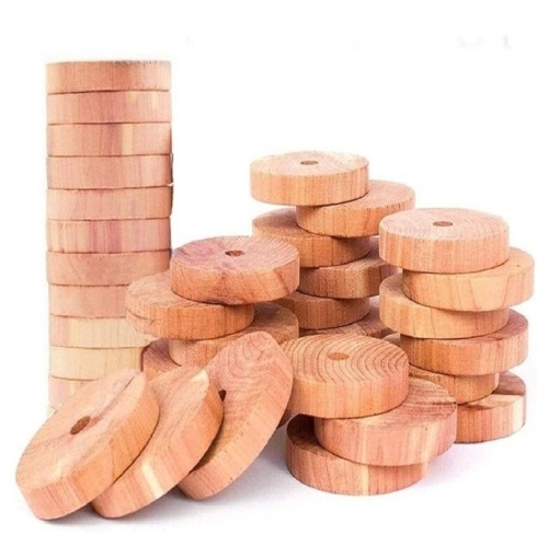 Lot of (2) Bags of Cedar Wood Moth Repellent Rings for Clothes Protection - Lot 272
