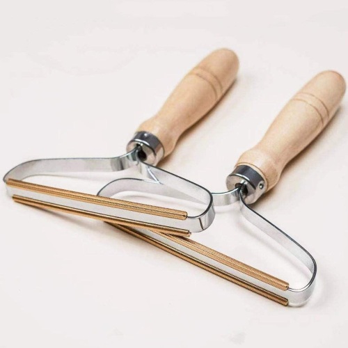 Lot of (2) 2 pk Reusable Double Sided Lint Remover Tools - Lot 377