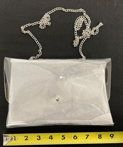 Lot of (10) Clear Purses - Lot 365