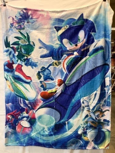 Sonic the Hedgehog Throw Blanket - Lot 331