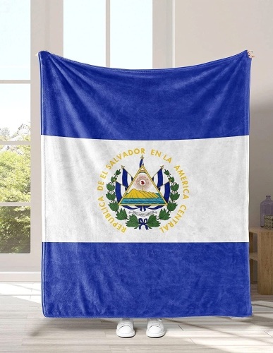 Carwayii El Salvador Flag Blanket, 60x80 - Lot 332
