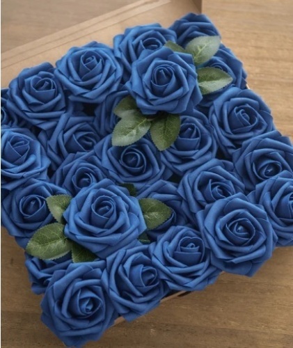 25pc Box Set of Rose Heads - Lot 479