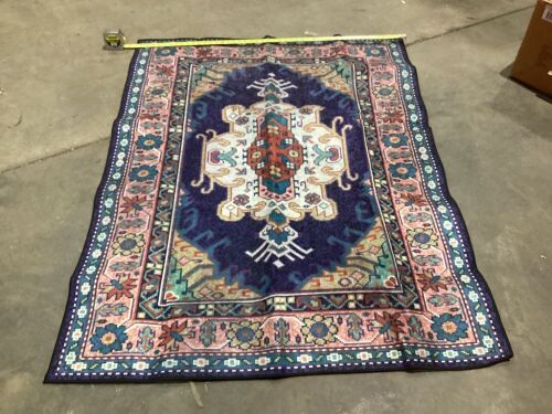 Patterned Rug 47" x 62"  - Lot 526