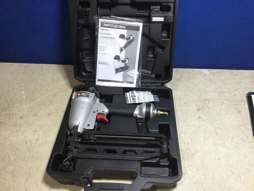 Porter-Cable 15-Gauge Pneumatic 2-1/2 in. Angled Nailer Kit - Lot 679