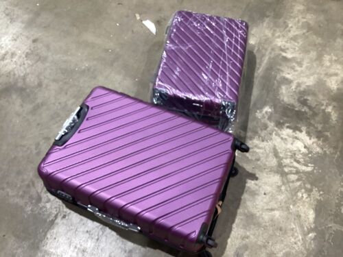 Hard Shell Spinner Luggage, 2 Pc  - Lot 757