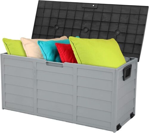 75 Gallon Outdoor Lockable Plastic Storage Container with Lid - Lot 883