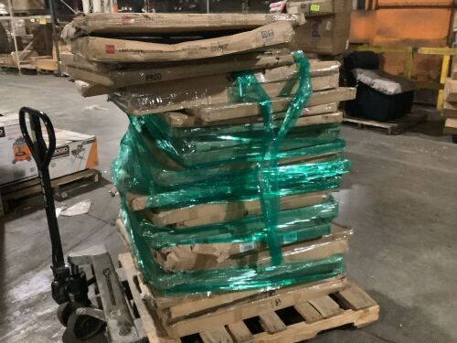 Huge Pallet of Fireplace Screens, Multiple Sizes & Styles - Uninspected - Lot 173