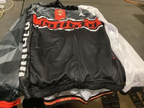 Miloto Cycling Jacket, L - Lot 775