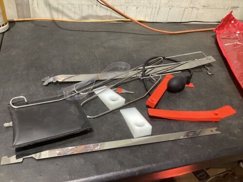 Universal Auto Lock-Out Tool Kit  - Lot 157