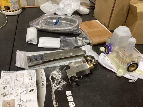 Wall Mount Hand Shower Faucet Set - Lot 1198