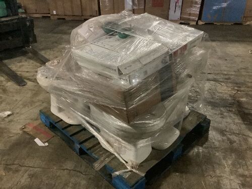 Pallet of Toilet Parts & Pieces, Lots of Useable Pieces  - Lot 638