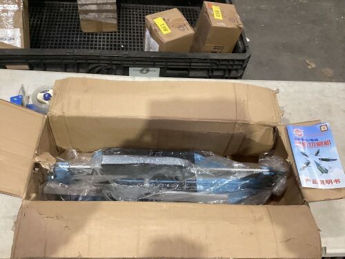 Manual Tile Cutter  - Lot 859
