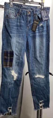 Natural Reflections Jeans, Size 8 Regular - Lot 470