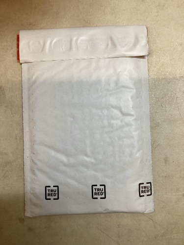 Lot of 3 Tru Red Box of 25 Poly Bubble Mailers, 3 7/8" x 6 3/4" - Lot 661