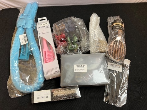 Bundle of Hair Supplies - Lot 58