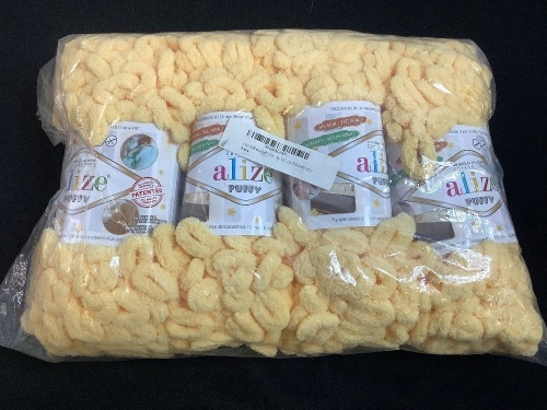 Lot of (4) Alize Puffy Yarn, 39.3 yards - Lot 478