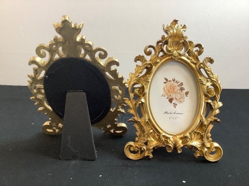Lot of (2) Photo Frames - Lot 131