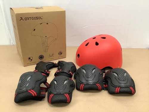 Helmet and Pads Set for Child/Toddler - Lot 170