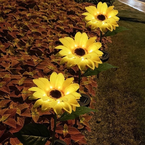 Solar Garden Stake Lights, Flower Design, 3 Pack - Lot 366