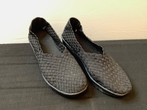 Womens Shoes, 7.5 - Lot 456