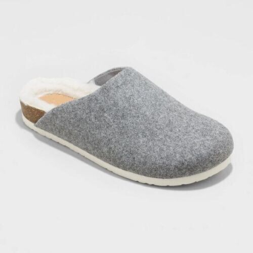 Case of (6) Universal Thread Women's Bev Flats with Fur, Size 7.5  - Lot 311