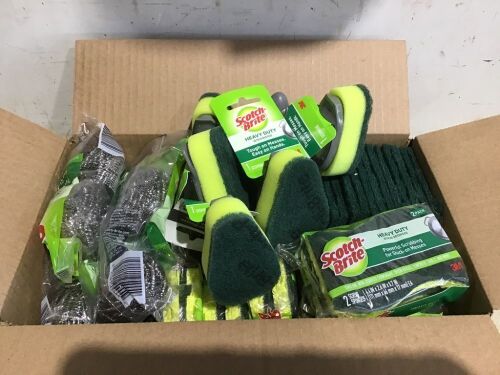 Box of Sponges & Scrubbers  - Lot 407