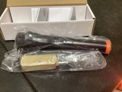 Lot of (2) Wireless Microphones  - Lot 1210