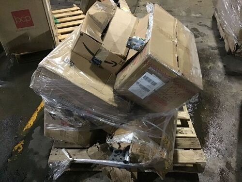 Salvage Pallet. Items Will Be Broken and Incomplete. - Lot 923