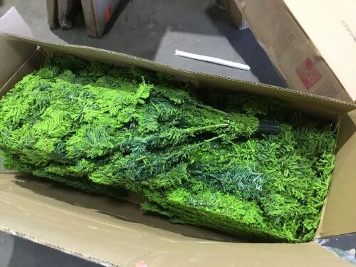7.5 Feet Pre-Lit Hinged Christmas Tree Green Flocked  - Lot 1181
