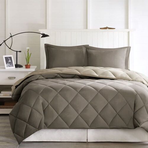 Madison Park Essentials Larkspur Reversible Down Alternative 3M Scotchard Comforter Mini Set, Full/ Queen, Brown/ Sand  - Lot 115