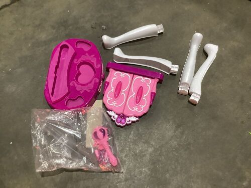Princess Vanity Table Set  - Lot 962