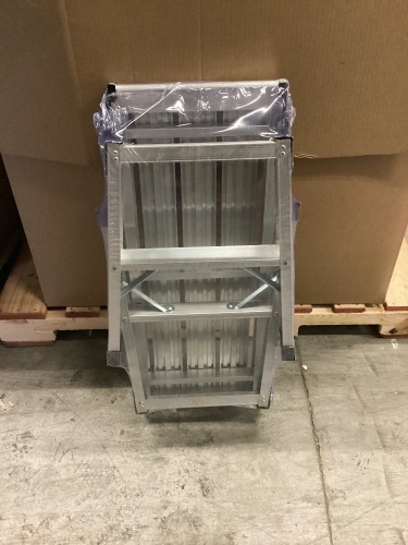 Luisladders Folding Ladder - Lot 286