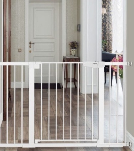 Cumbor 29.5"-51.6" Baby Gate, White - Lot 485