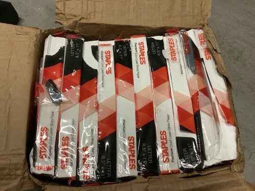 10 Reams Staples Premium Color Laser Gloss Paper, White, 8.5" x 11", Some Damage - Lot 240