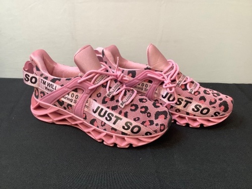 Womens Just So So Running Shoes, EU 42/US 11.5 - Lot 402