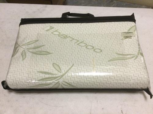Bamboo Memory Foam Contour Pillow. NEW - Lot 628