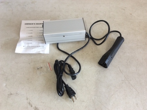 48V Golft Cart Battery Charger Full 5 Amps for EzGo - Appears New, Untested - Lot 1090
