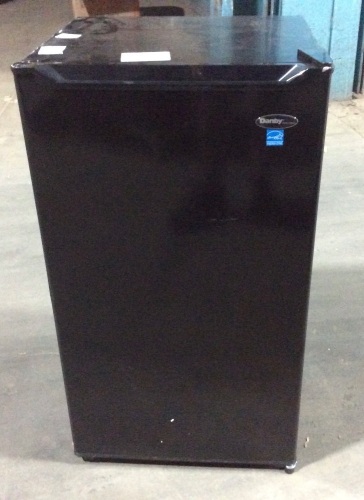 Danby 3.2 cu ft Compact Refrigerator - Appears New with Damage, Tested/Works - Lot 919