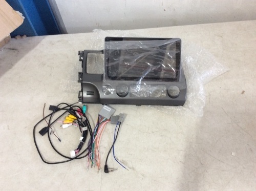Android 9.1 Media Player for Honda Civic 2006-2011 - E-Comm Return, Unknown Condition  - Lot 307