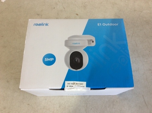 Reolink Outdoor Security Camera, Pan Tilt Zoom - E-Comm Return, Unknown Condition  - Lot 688