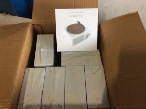 Lot of (7) Record Player Style Bluetooth Speakers - New - Lot 338