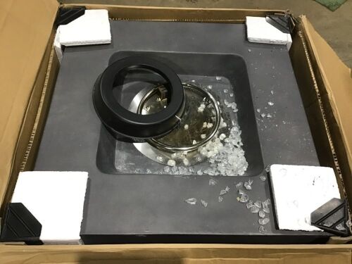 40,000 BTU Square Propane Fire Pit Table - For Parts or Repair  - Lot 314