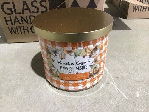 Lot of (2) Cases of (4) Pumpkin Kisses & Harvest Wishes 14 oz Scented Candle - Lot 361