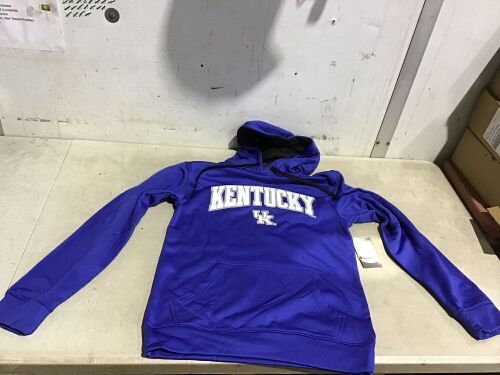 Champion Kentucky UK Hoodie, Large - Lot 381