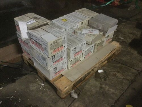 (18) Cases of Ceramica Sant'Agostino White 730 Tile, 46 pc/Case, 192.6 sq ft Total - Expect Broken Tiles d/t Shipping & Storage - Lot 35