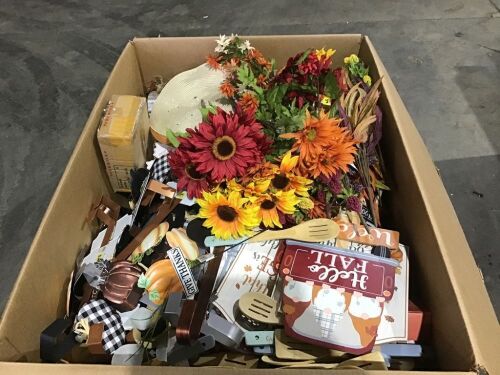 Huge Lot of Autumn Home Decor - Over 200lb - Lot 125