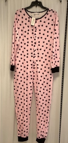 Pink Hearts Onesie Pajamas, Medium - Lot 440