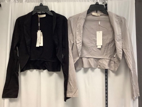 Set of 2 Cropped Cardigans, S - Lot 406