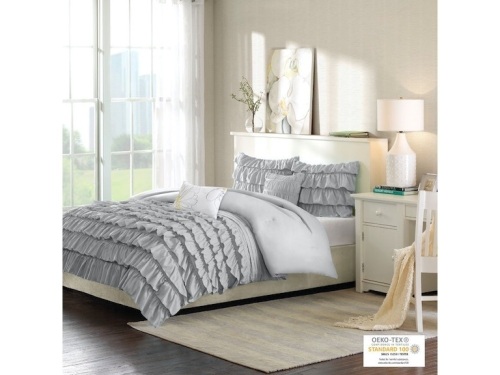 Waterfall Comforter Set, Twin - Lot 289
