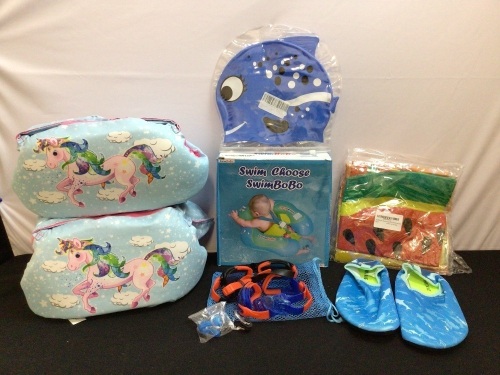 Bundle of Misc Water Toys, Accessories & Floats - Lot 259